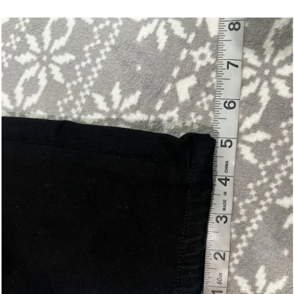 Reformation Ultra High Rise Skinny Jeans In Black Size 25.  Excellent Condition - Picture 10 of 12